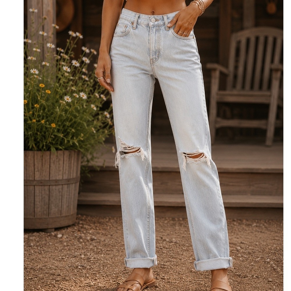 RE/DONE 90s High Rise Loose Distressed Light Wash Button fly‎ Jeans Size 26 Tall